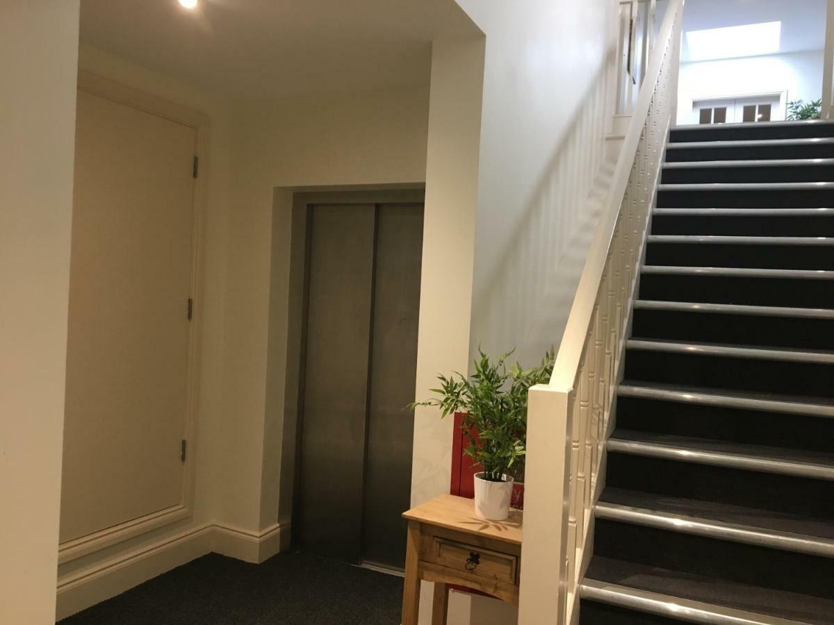 Star Tree Apartment York Ngoại thất bức ảnh